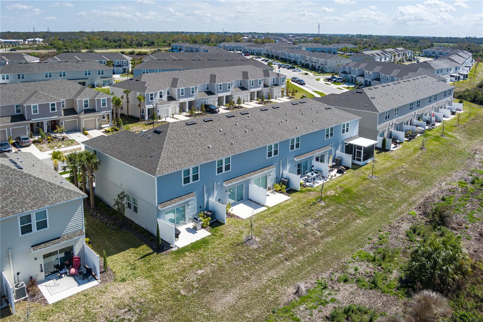 ARTISAN LAKES EDGESTONE NORTH PH I & II - Residential Lease