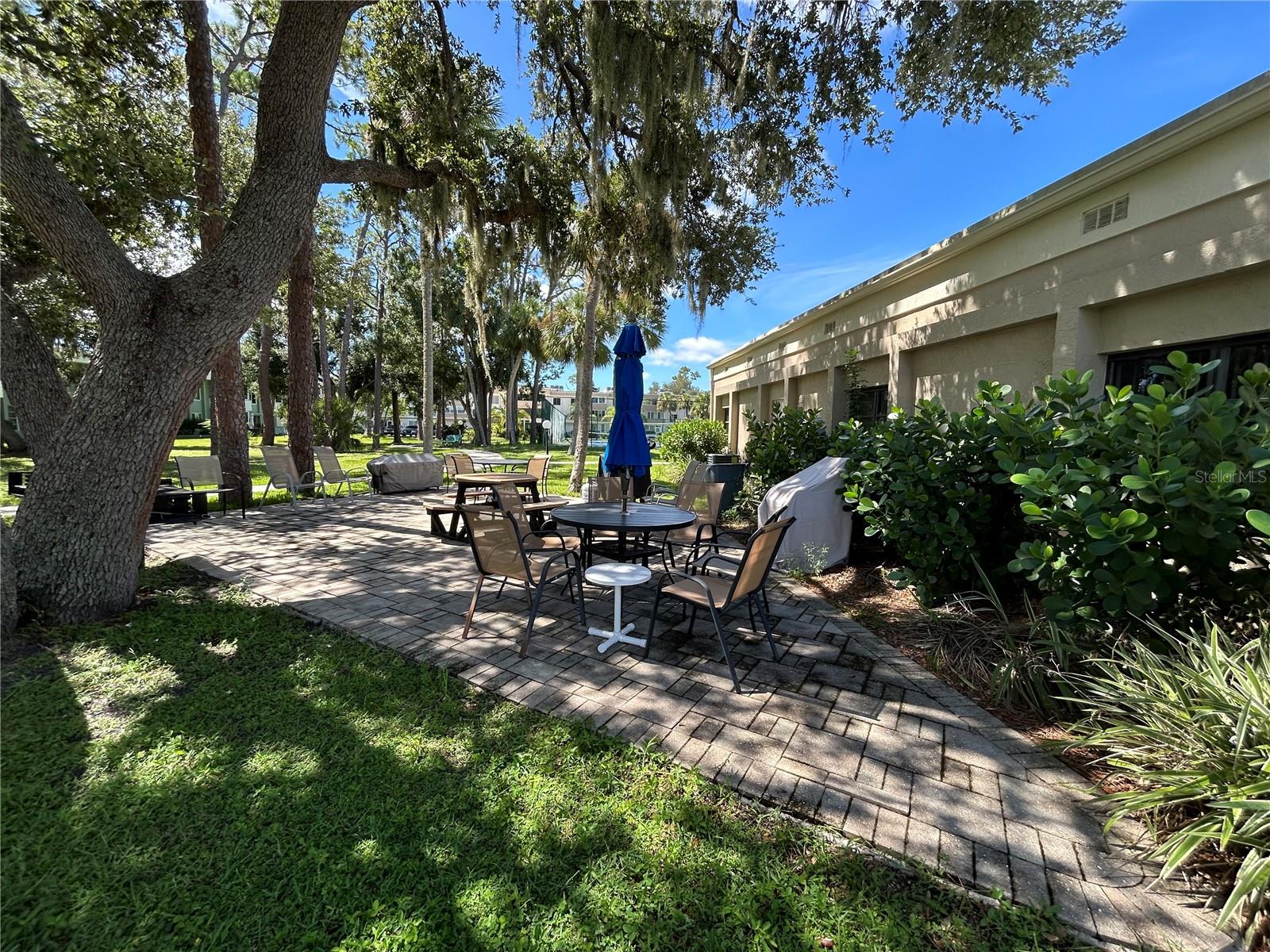 REGENCY HOUSE - Residential