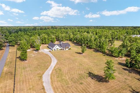 Photo of 11833 NW 234th Street, Alachua, FL 32615 (MLS # GC539753)