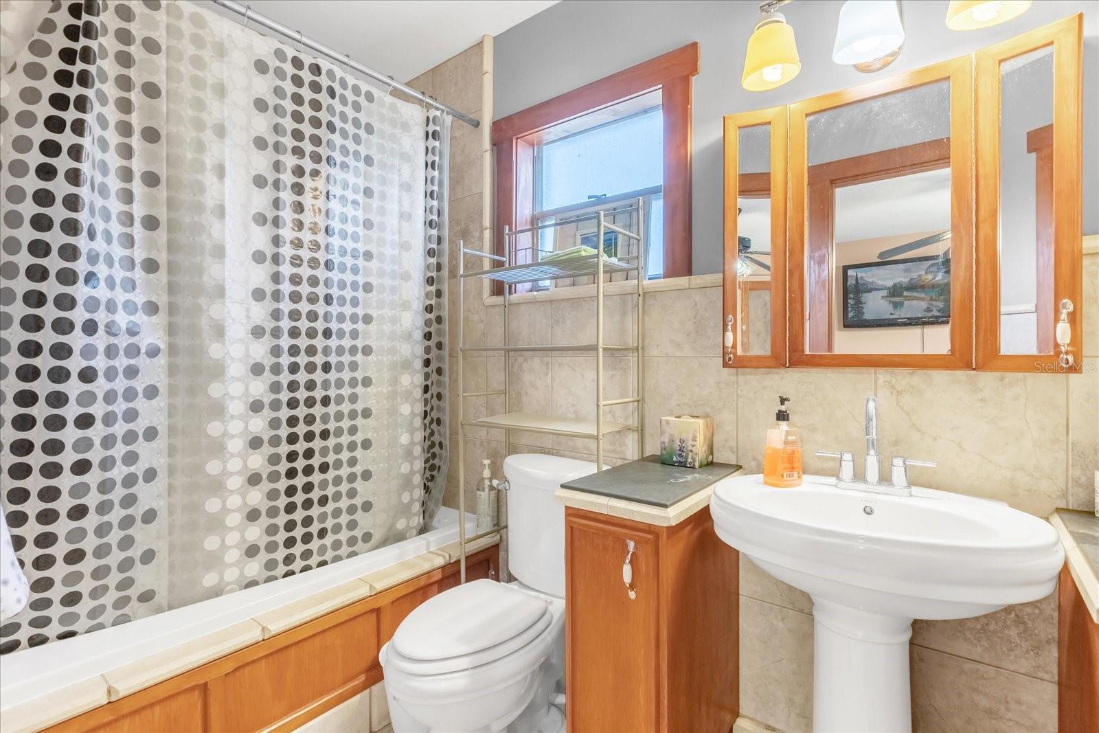 LAKE FRONT ADD - Residential