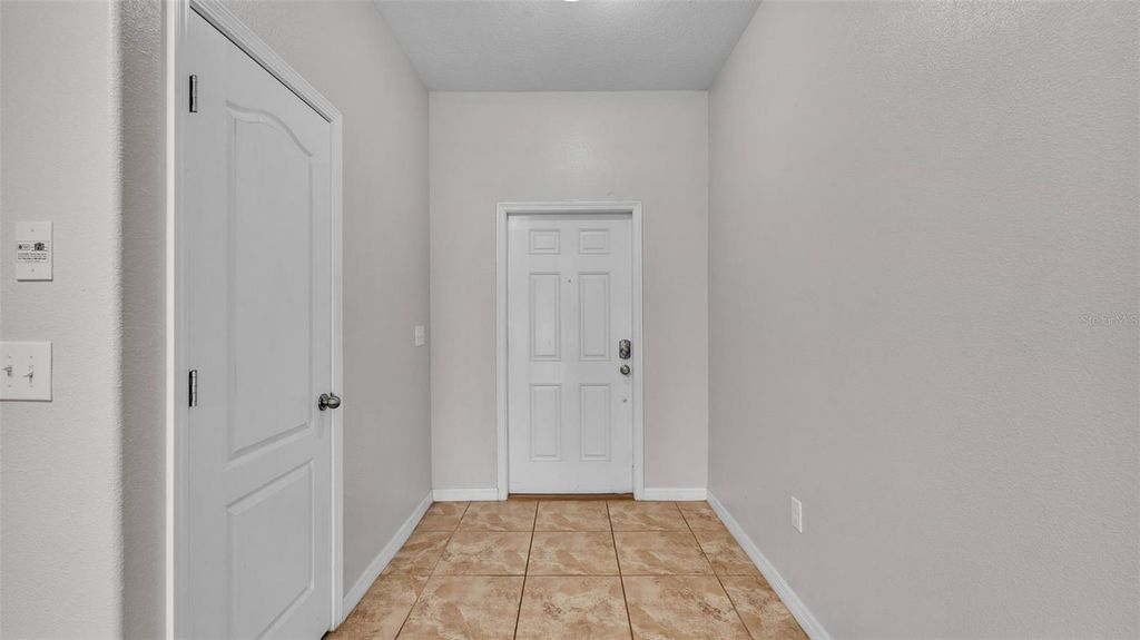 Photo of 2622 Lantern Hill Avenue, Brandon, FL 33511 (MLS # L4961287)