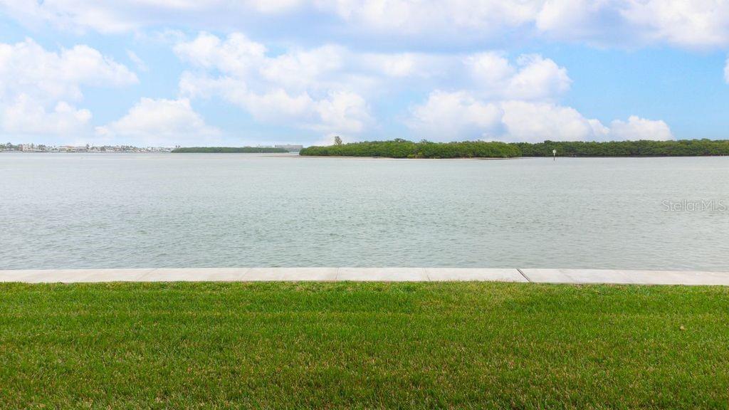 CAPRI ISLE GARDEN - Residential