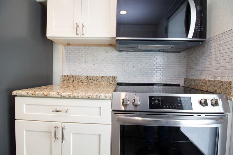 CAPRI ISLE GARDEN - Residential