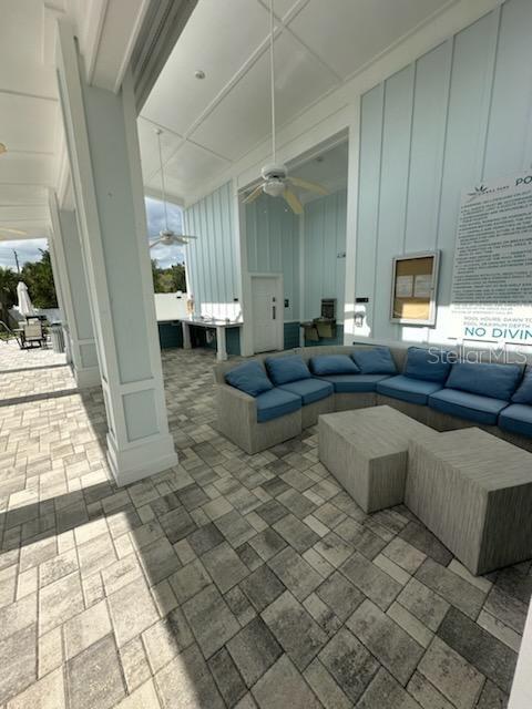 SIENNA PARK TWNHMS/UNIVERSITY - Residential Lease