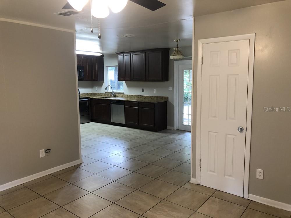 WESTWOOD ESTATES - Residential Lease
