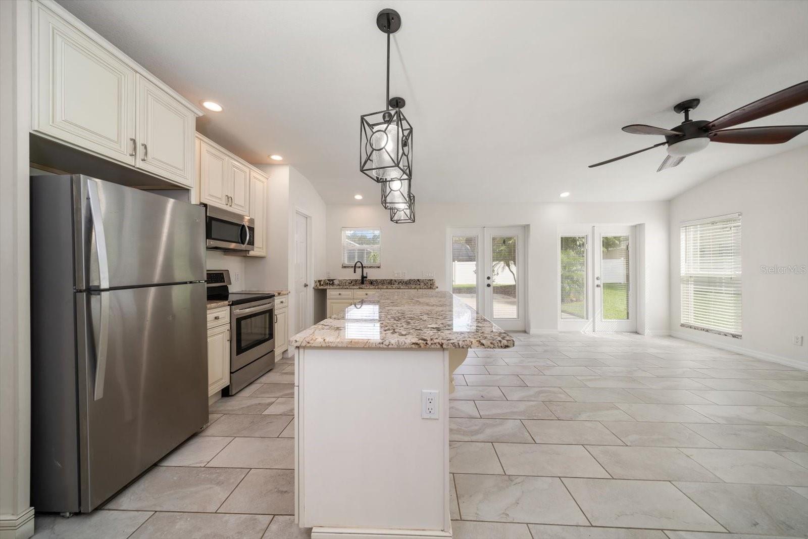 VALRICO OAKS - Residential