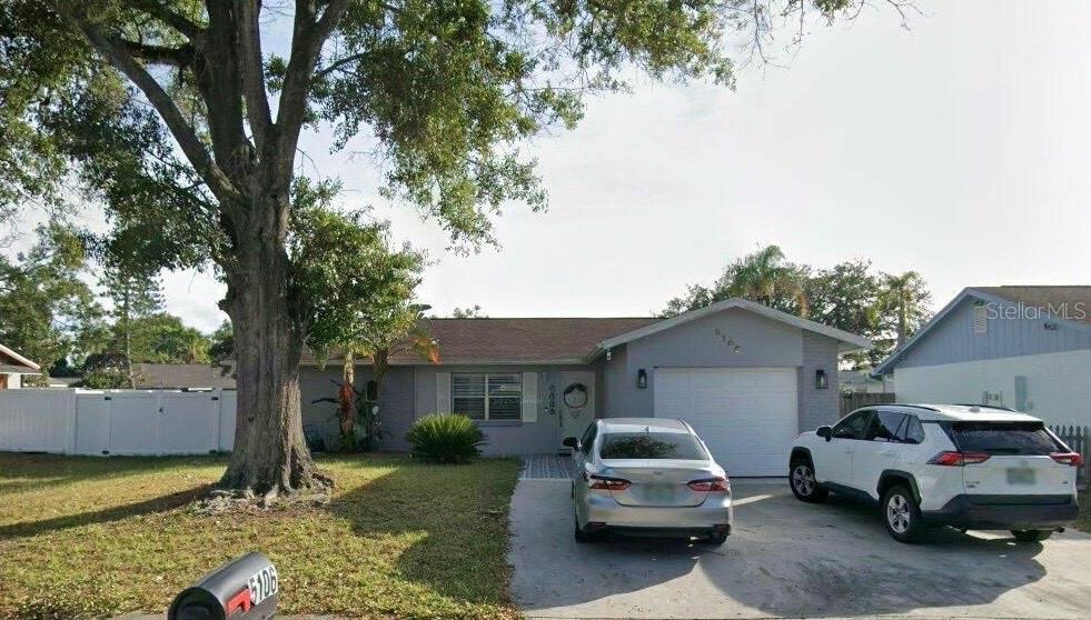 CARROLLWOOD MEADOWS UNIT VI SE - Residential Lease
