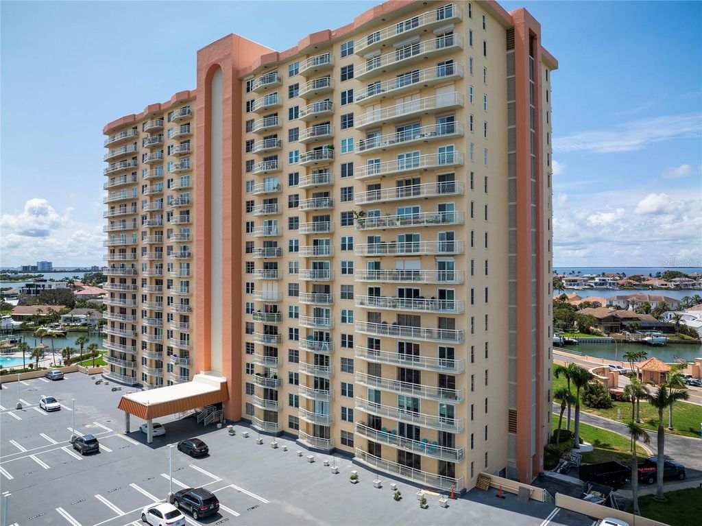 Photo of 4900 Brittany Drive S #613, St Petersburg, FL 33715 (MLS # TB8391226)