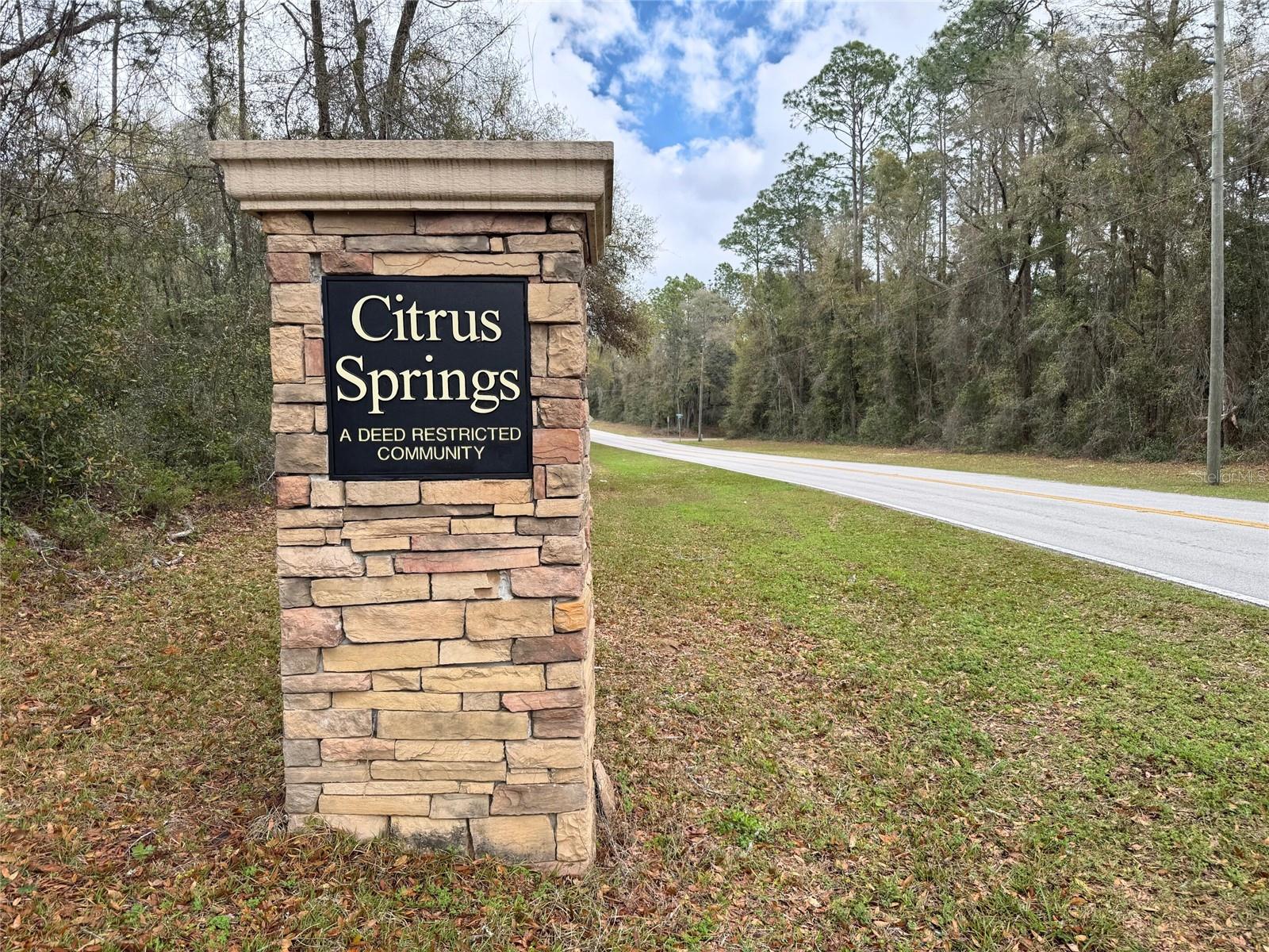 CITRUS SPGS UNIT 15 - Residential