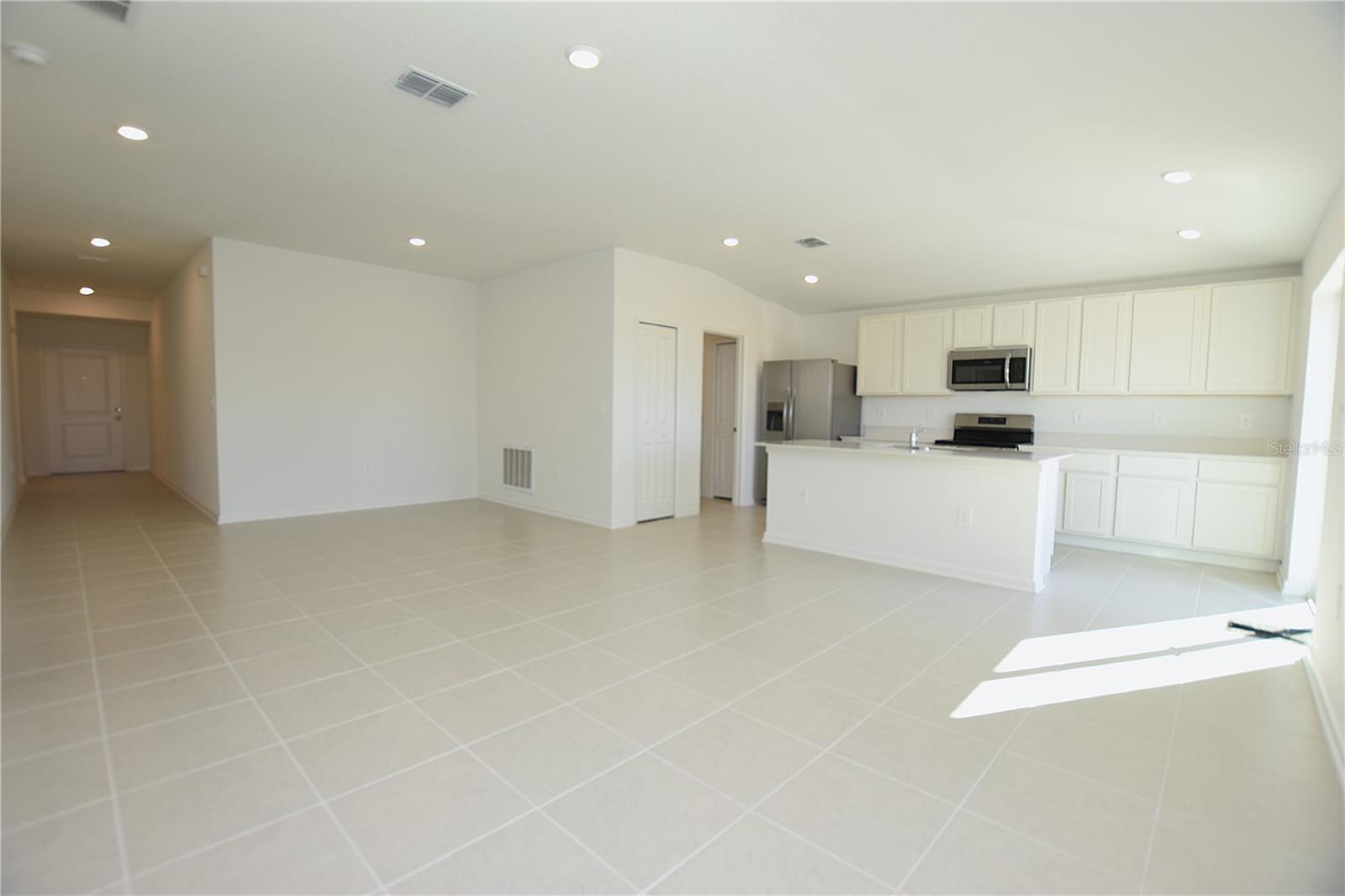 HAMILTON BLUFF SUBDIVISION PHASES 1 & 2 - Residential Lease