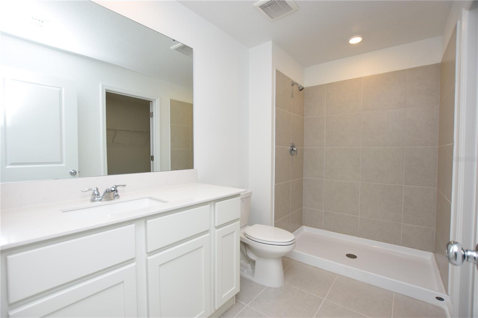 HAMILTON BLUFF SUBDIVISION PHASES 1 & 2 - Residential Lease