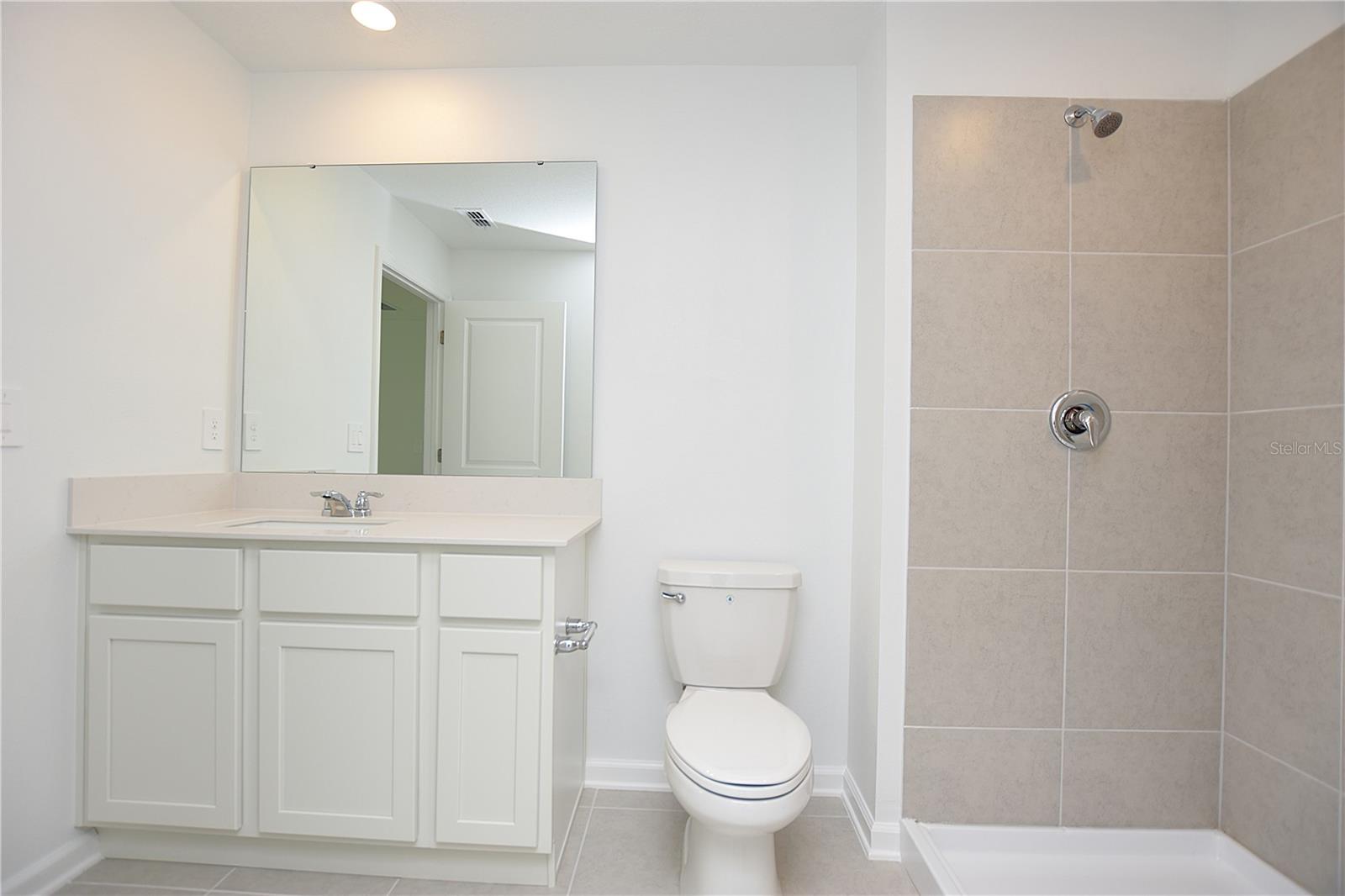 HAMILTON BLUFF SUBDIVISION PHASES 1 & 2 - Residential Lease