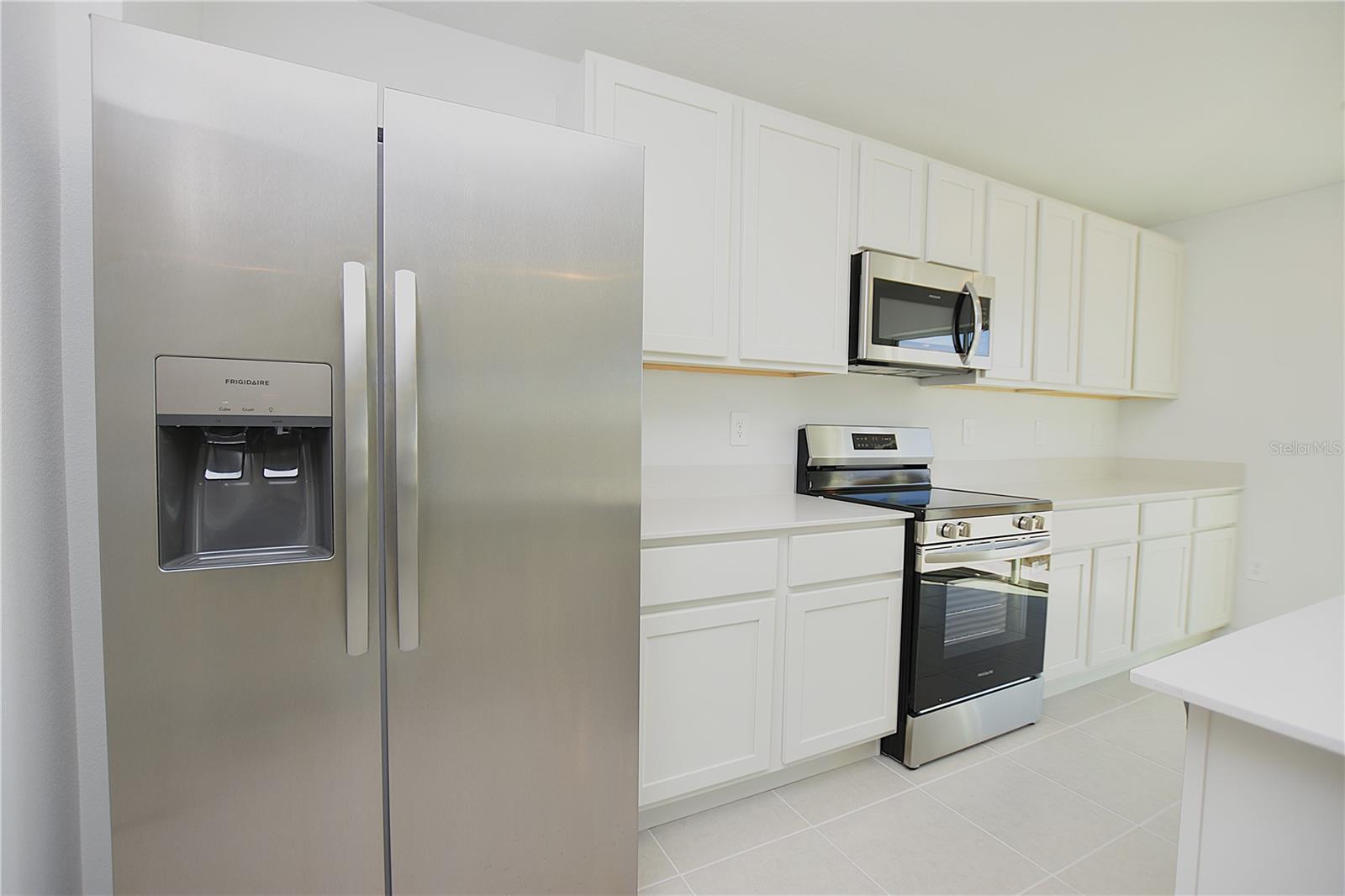 HAMILTON BLUFF SUBDIVISION PHASES 1 & 2 - Residential Lease