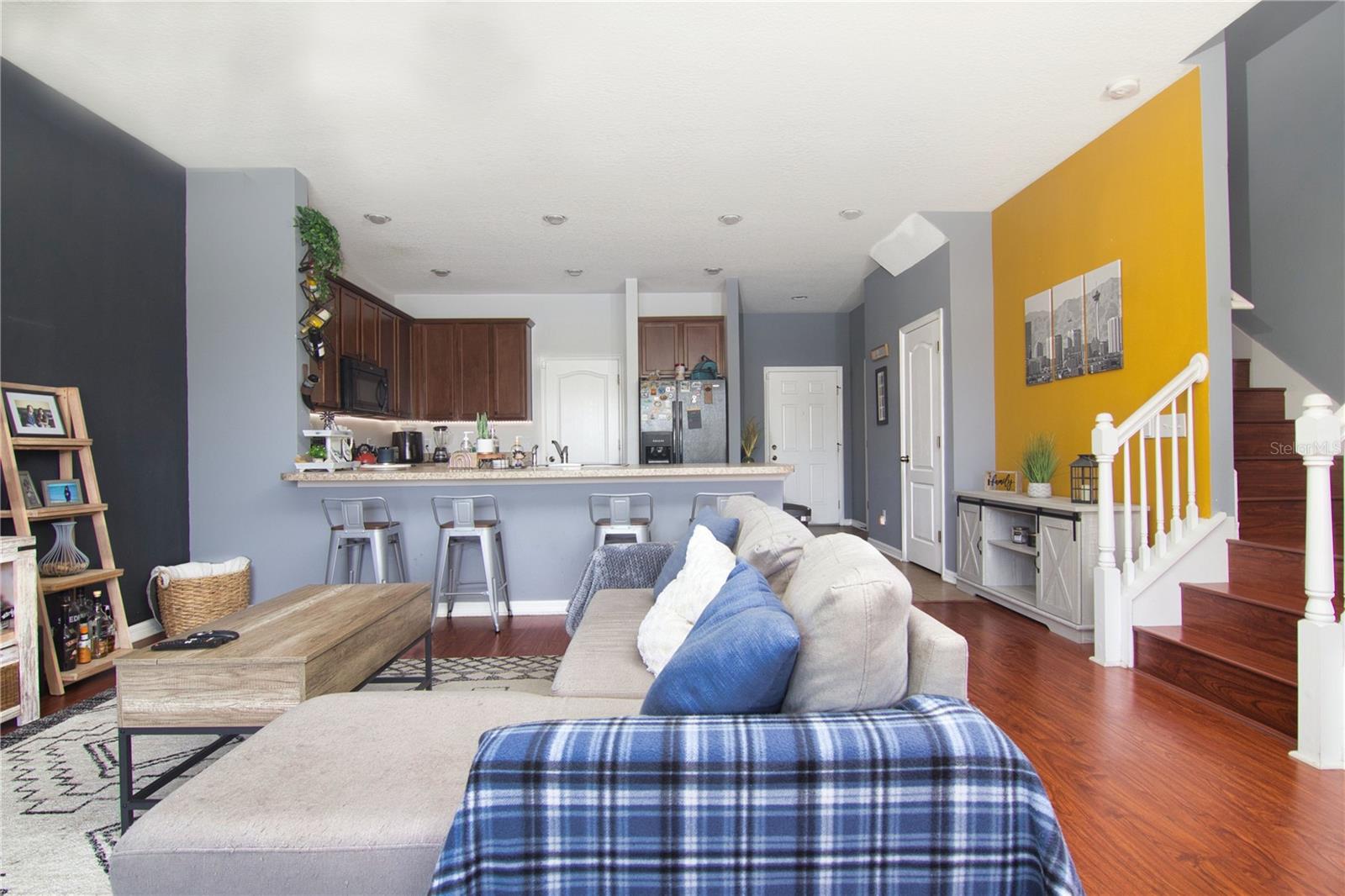 2786 RIVER LANDING DRIVE