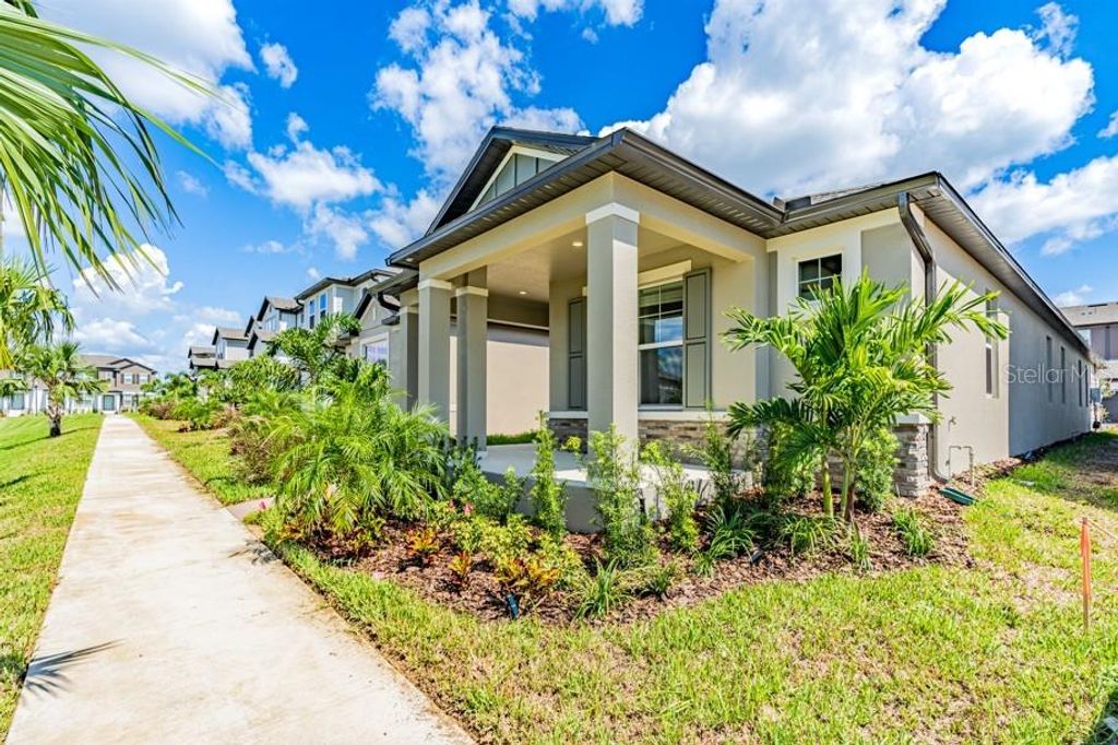 Photo of 12144 Stoneleigh Alley, Winter Garden, FL 34787 (MLS # O6384252)