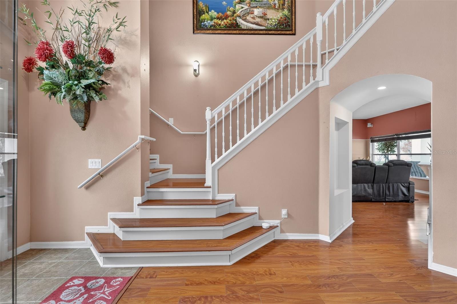 CYPRESS LAKES - Residential