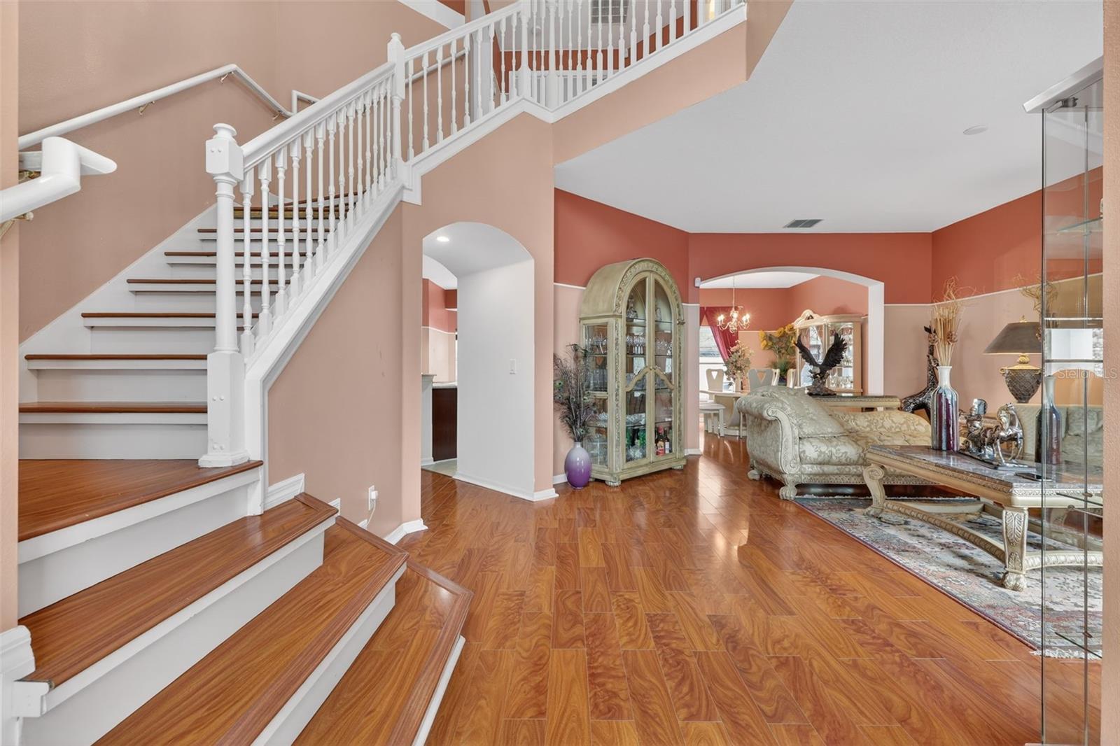 CYPRESS LAKES - Residential