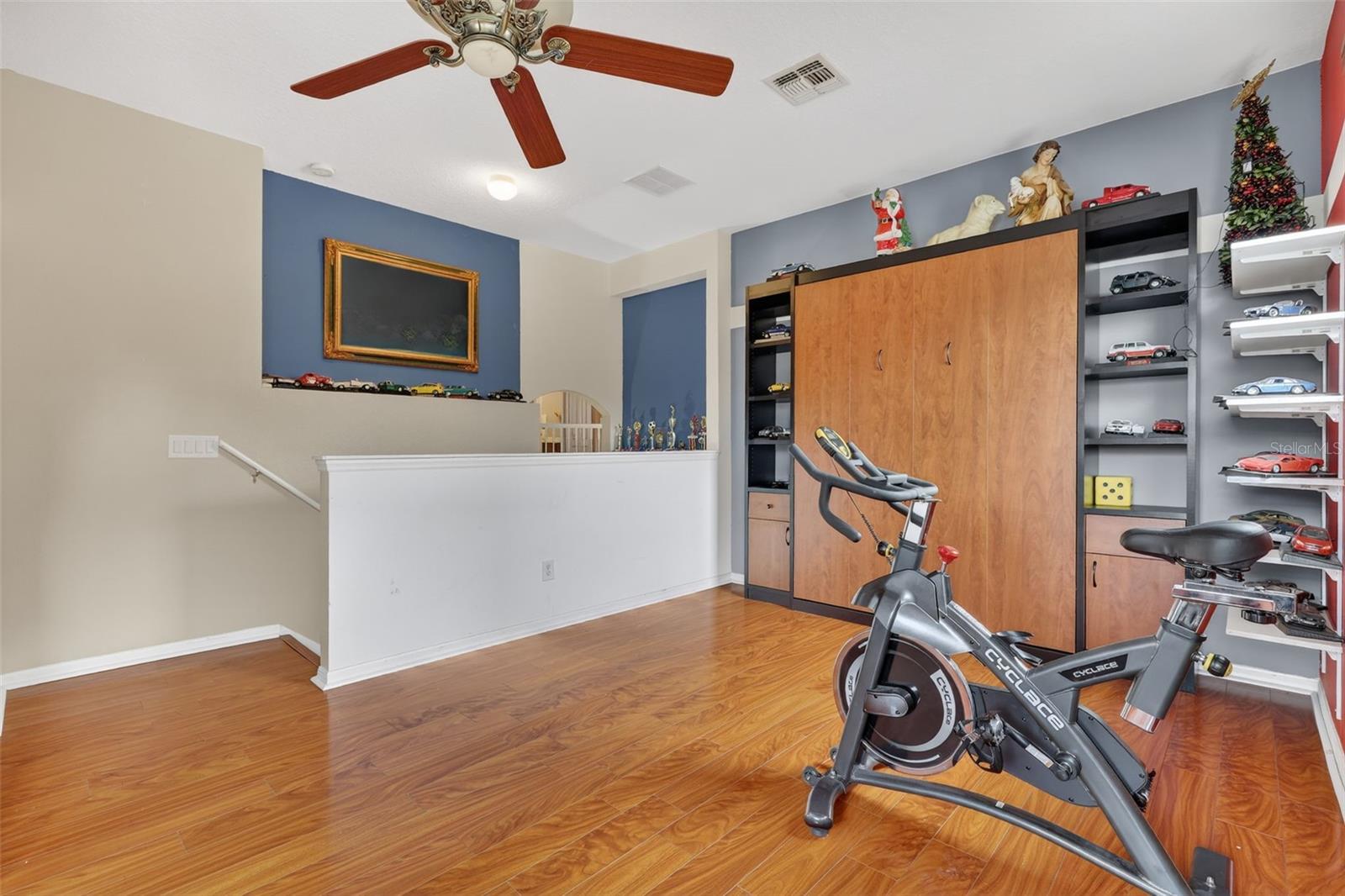 CYPRESS LAKES - Residential