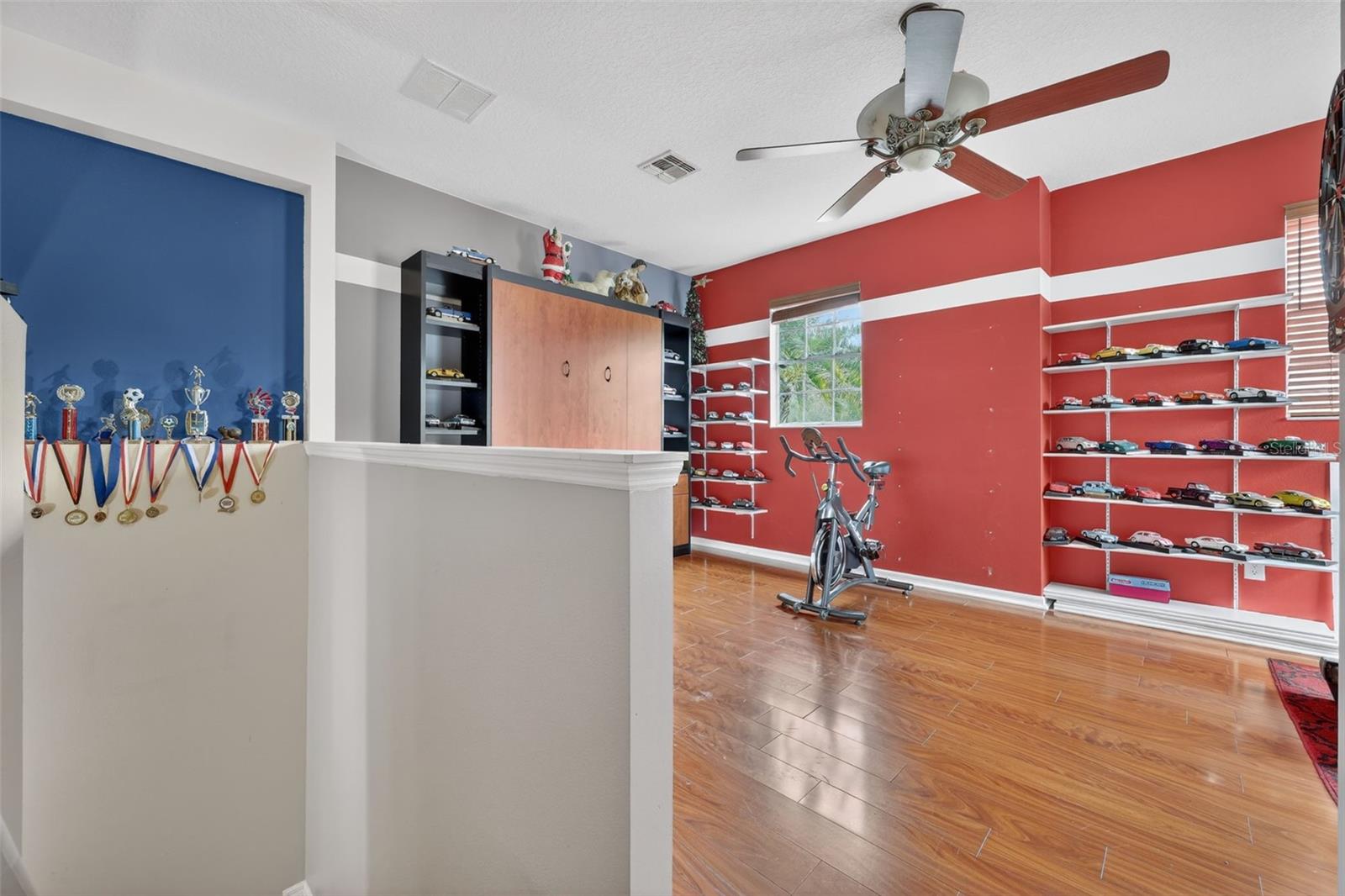 CYPRESS LAKES - Residential