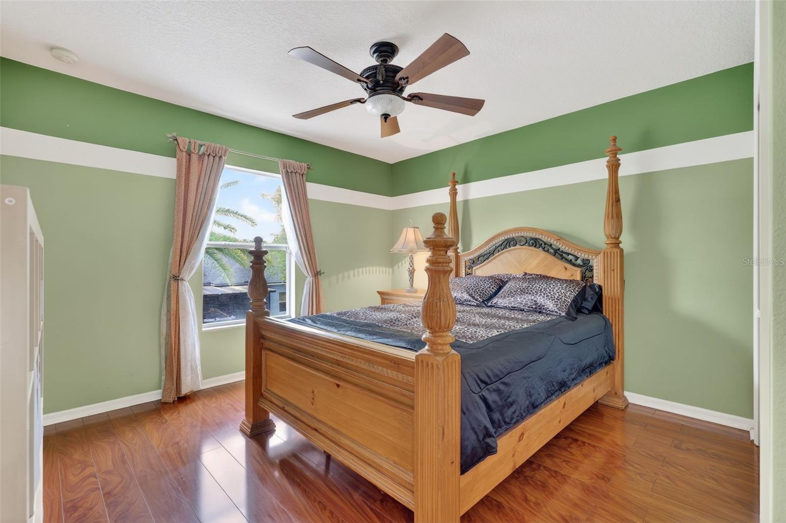 CYPRESS LAKES - Residential