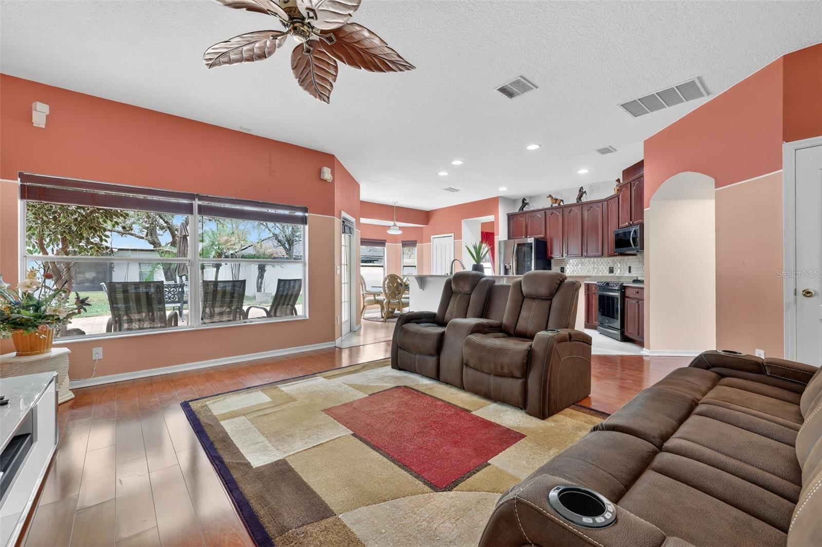 CYPRESS LAKES - Residential