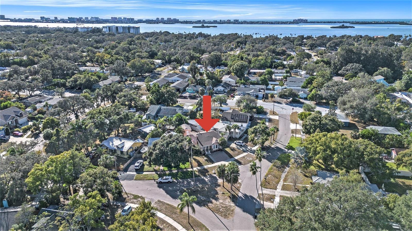 SHADOW LAWN - Residential