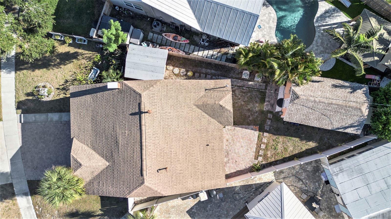 SHADOW LAWN - Residential