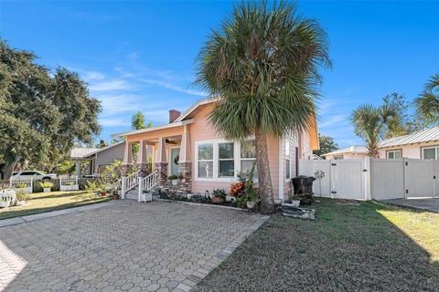 Photo of 2024 Oakdale Way, Clearwater, FL 33755 (MLS # TB8448414)