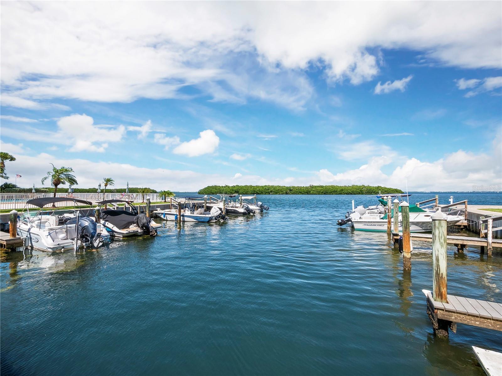 SUTTON PLACE - Residential