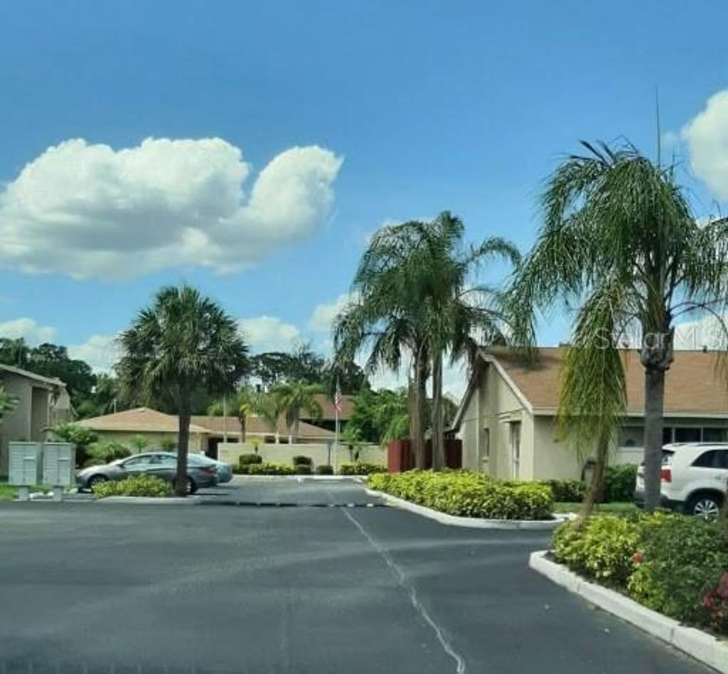 Photo of 2763 Woodgate Lane #111, Sarasota, FL 34231 (MLS # A4680629)