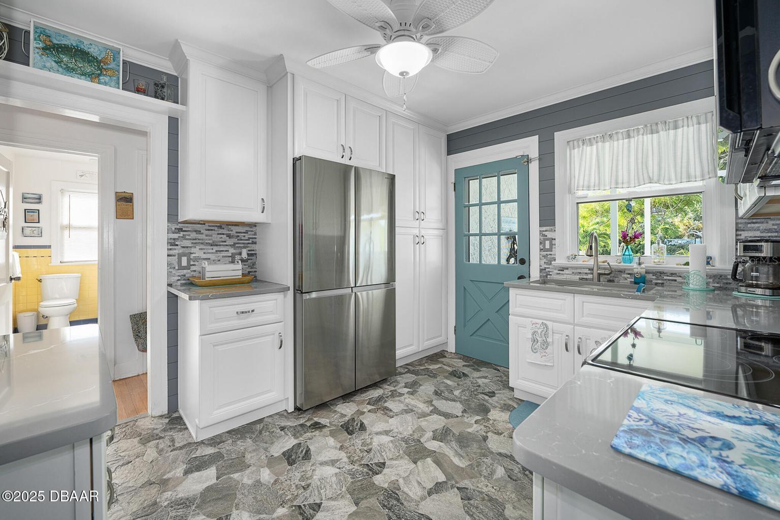 KAHNWAY HEIGHTS - Residential