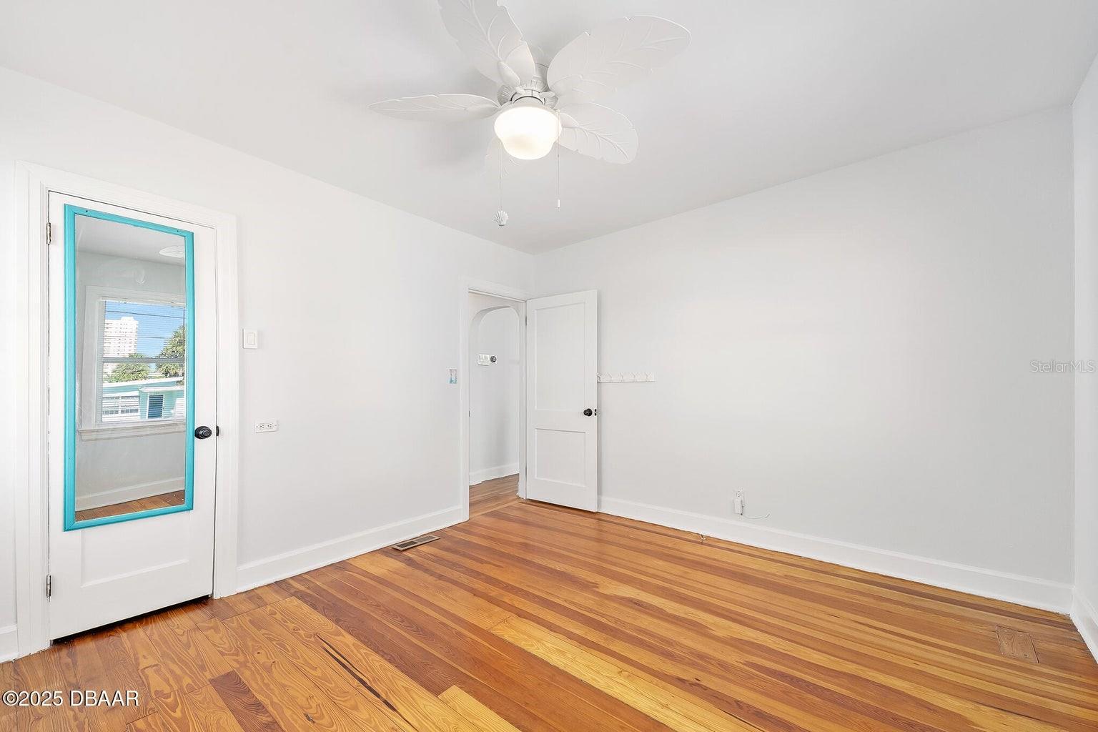 KAHNWAY HEIGHTS - Residential