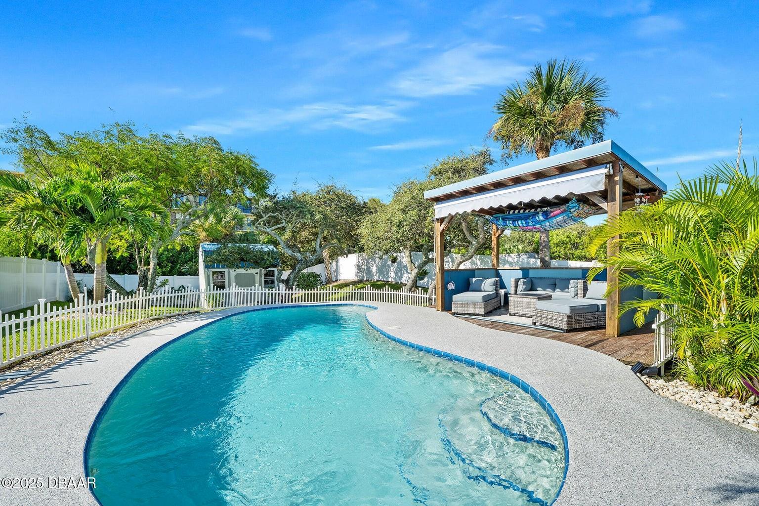 KAHNWAY HEIGHTS - Residential