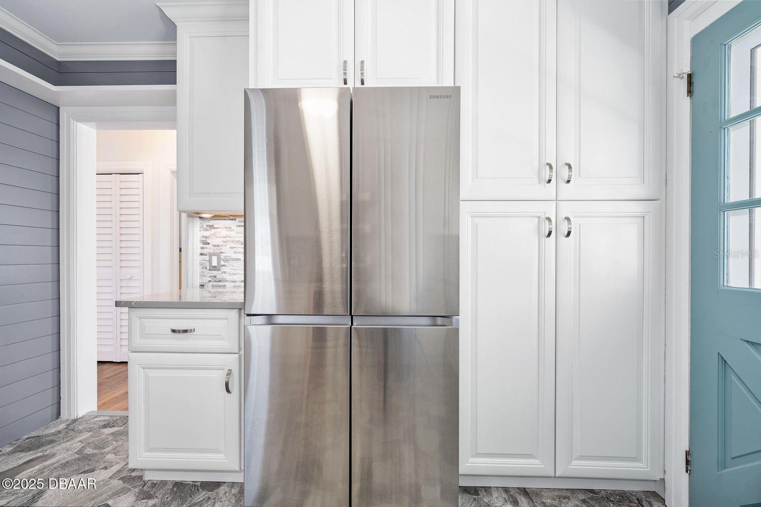 KAHNWAY HEIGHTS - Residential