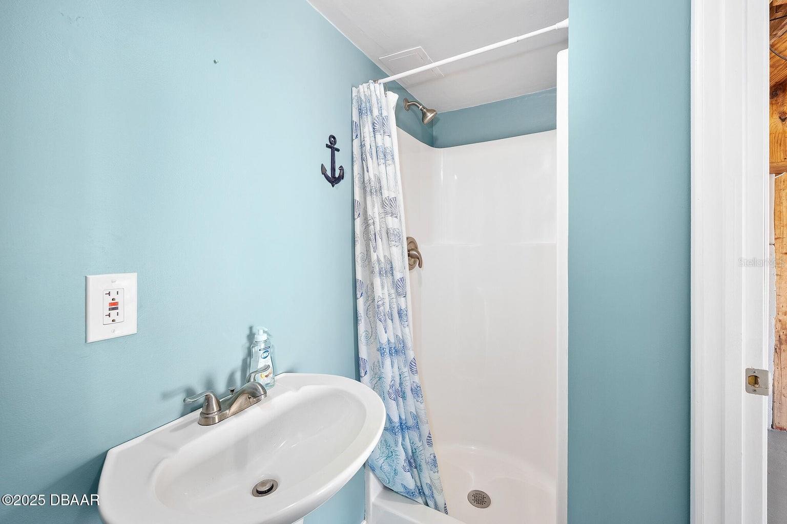 KAHNWAY HEIGHTS - Residential