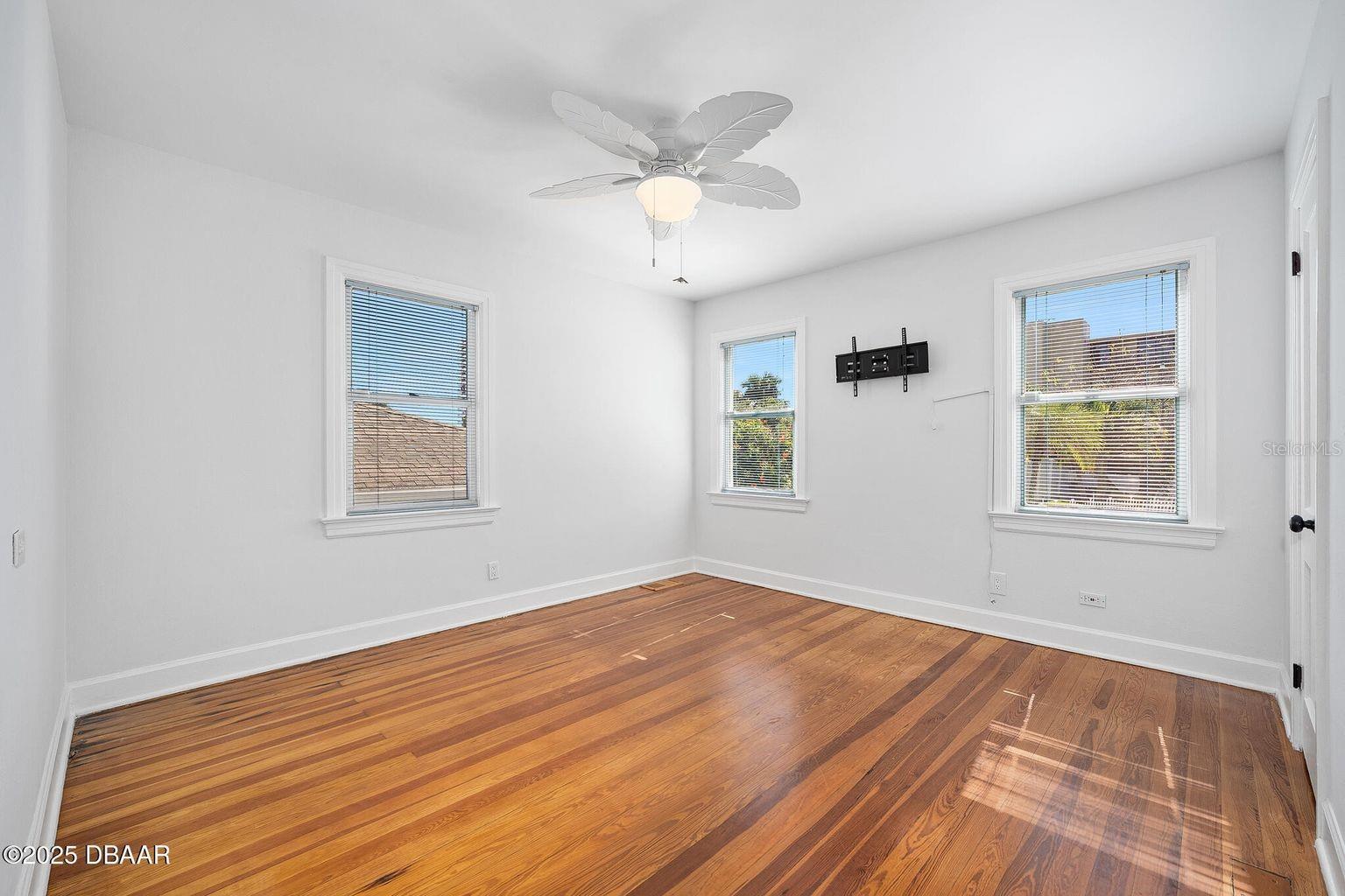 KAHNWAY HEIGHTS - Residential