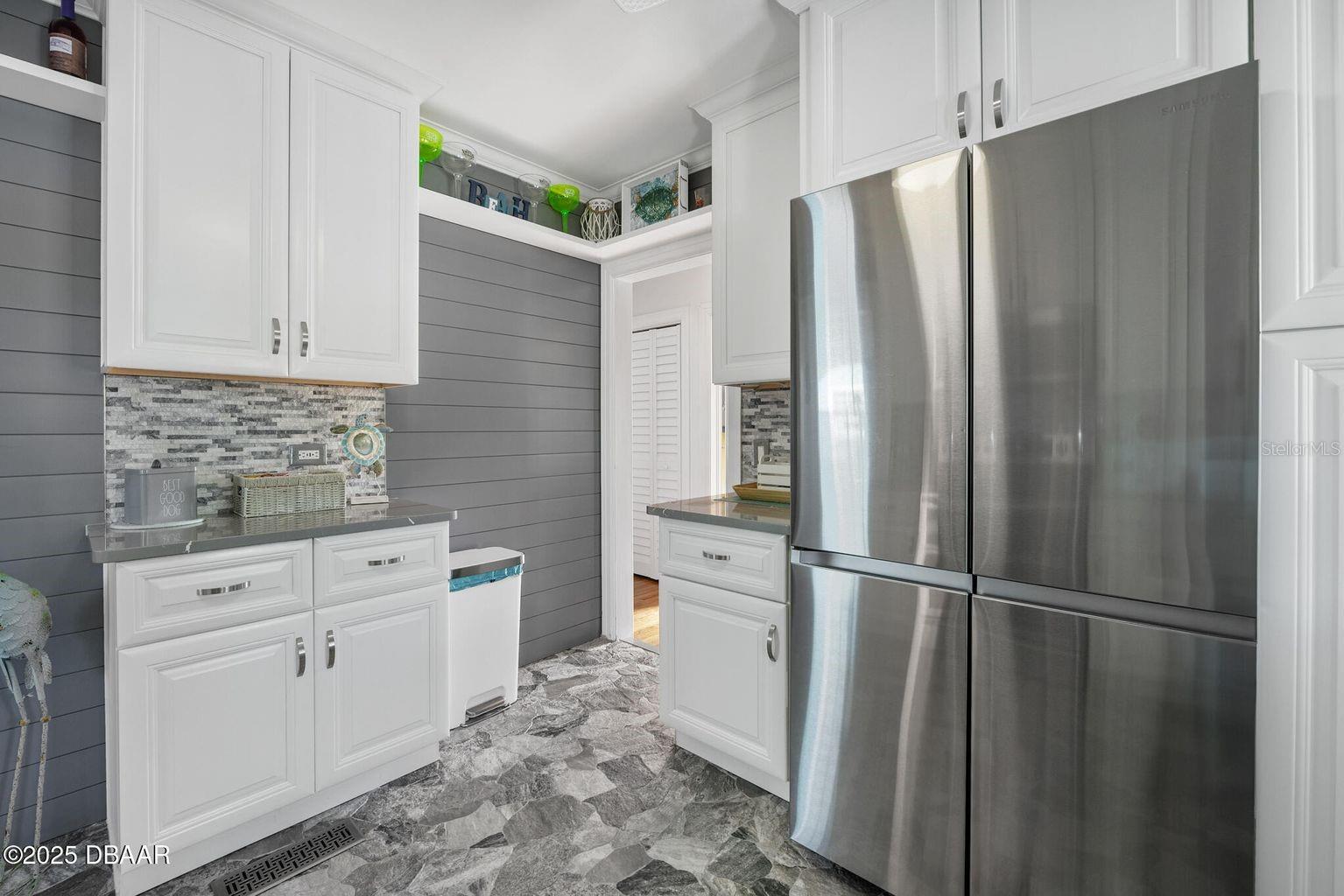 KAHNWAY HEIGHTS - Residential