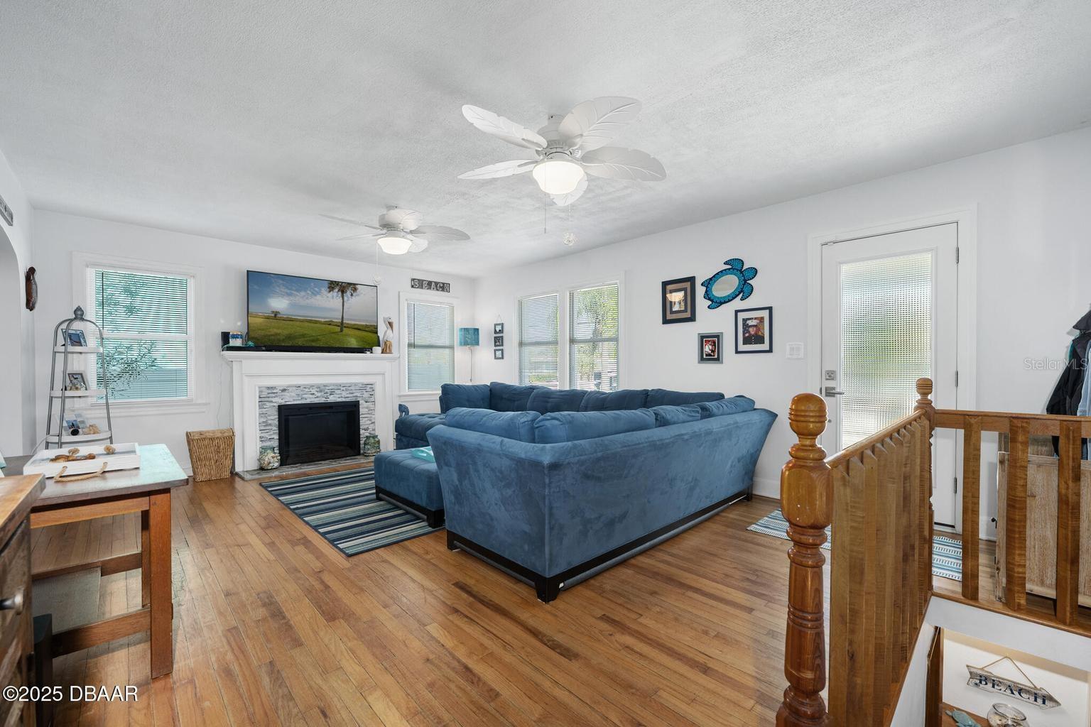 KAHNWAY HEIGHTS - Residential