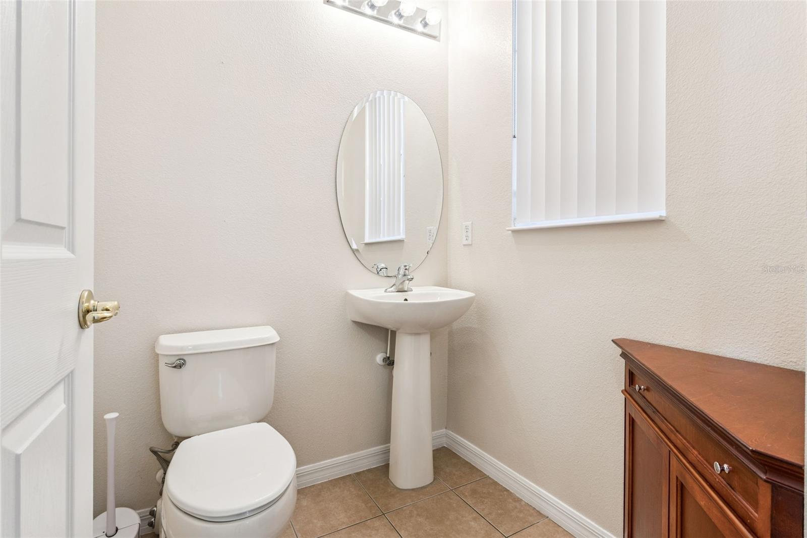 NEWBURY PARK - Residential