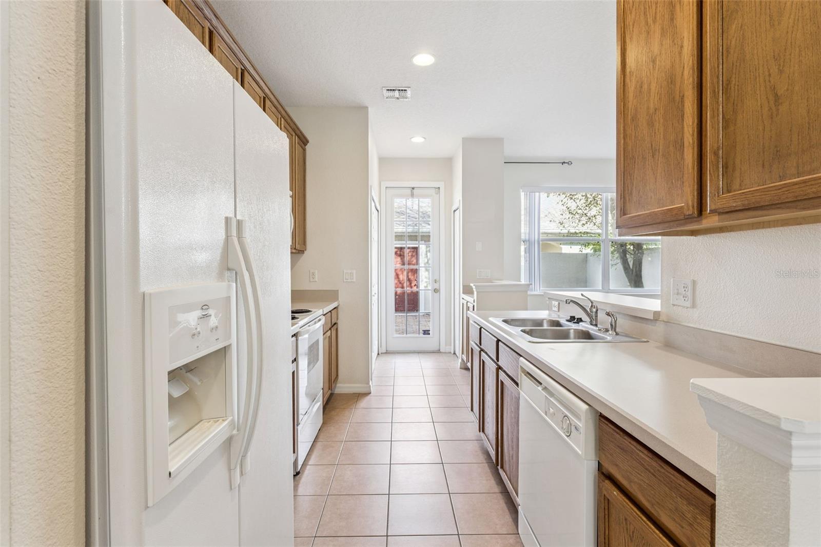 NEWBURY PARK - Residential