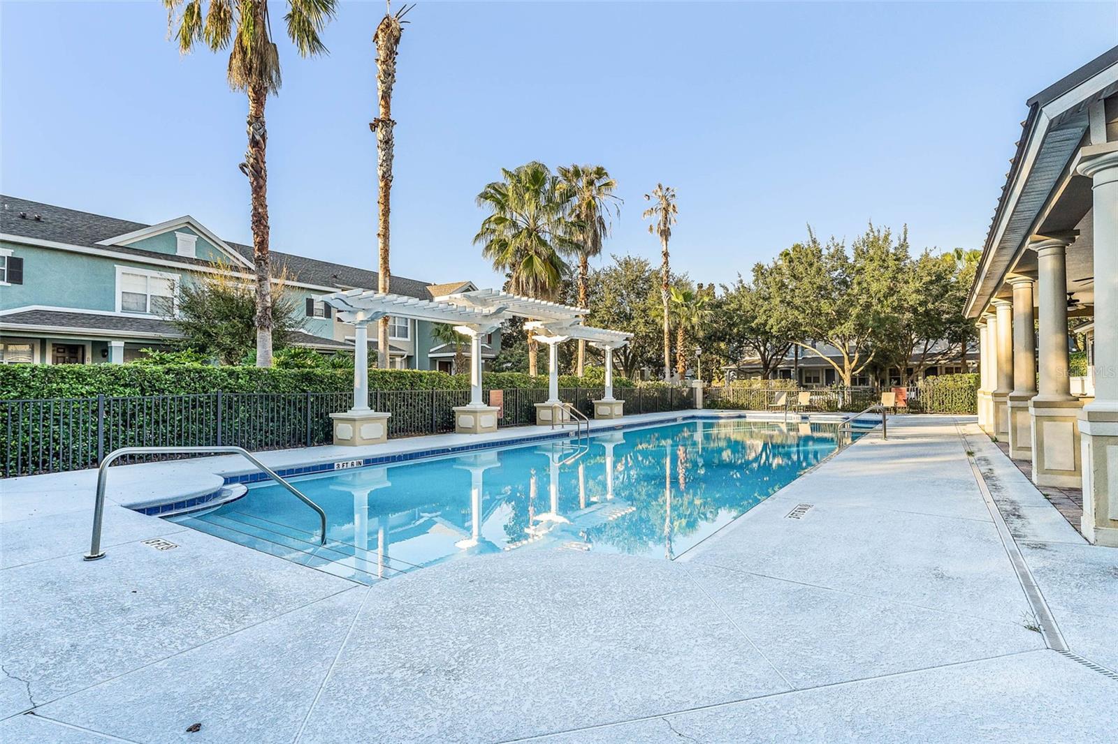 NEWBURY PARK - Residential