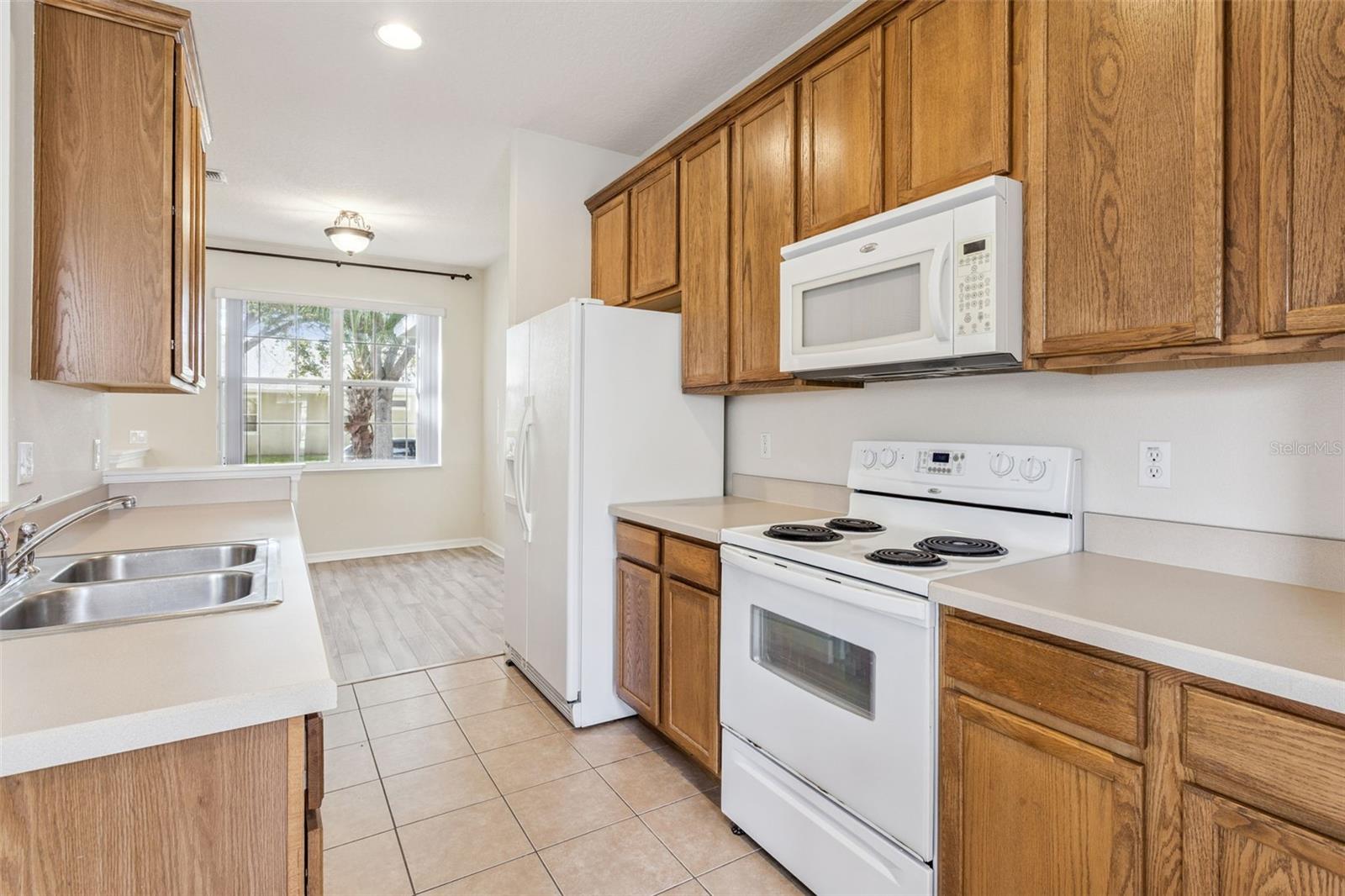 NEWBURY PARK - Residential