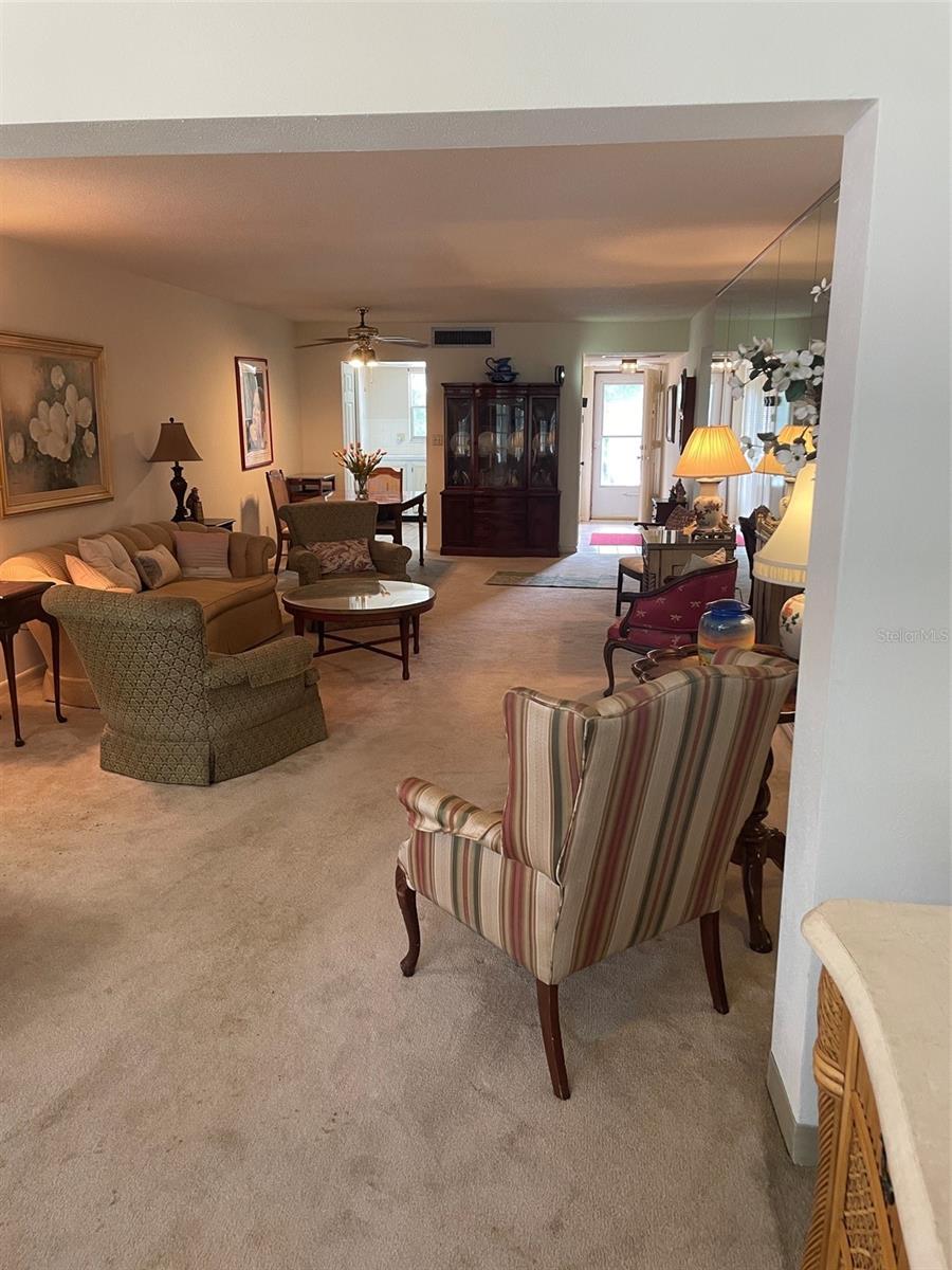 PARKWOOD CONDO - Residential