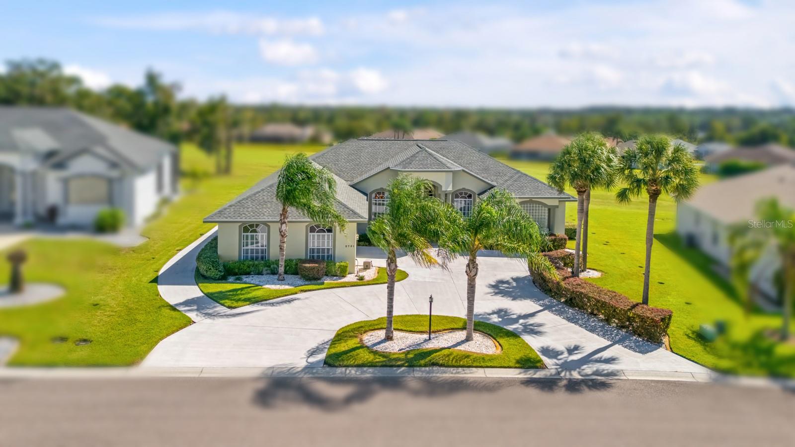 2751 HUNTINGTON HILLS DRIVE