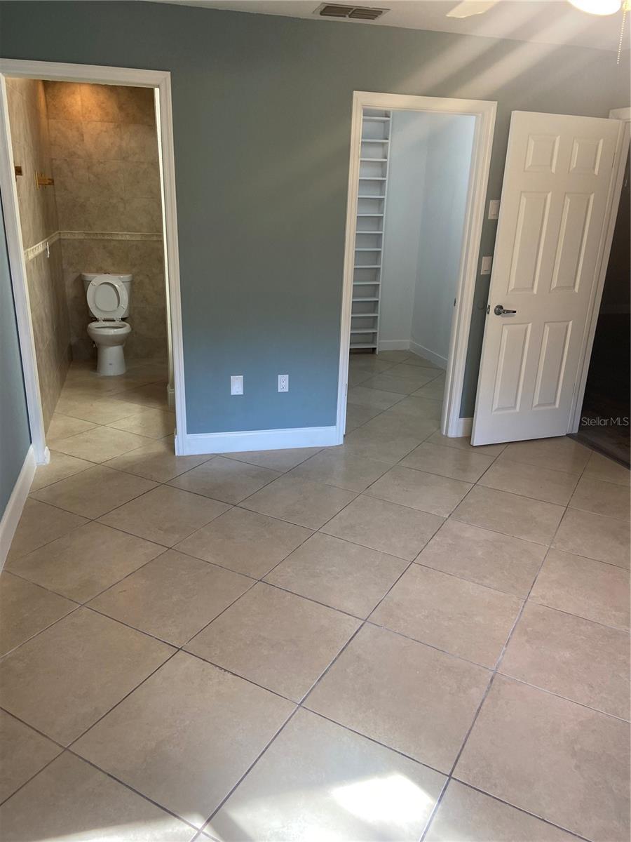 VILLAS OF BEACON GROVES - Residential