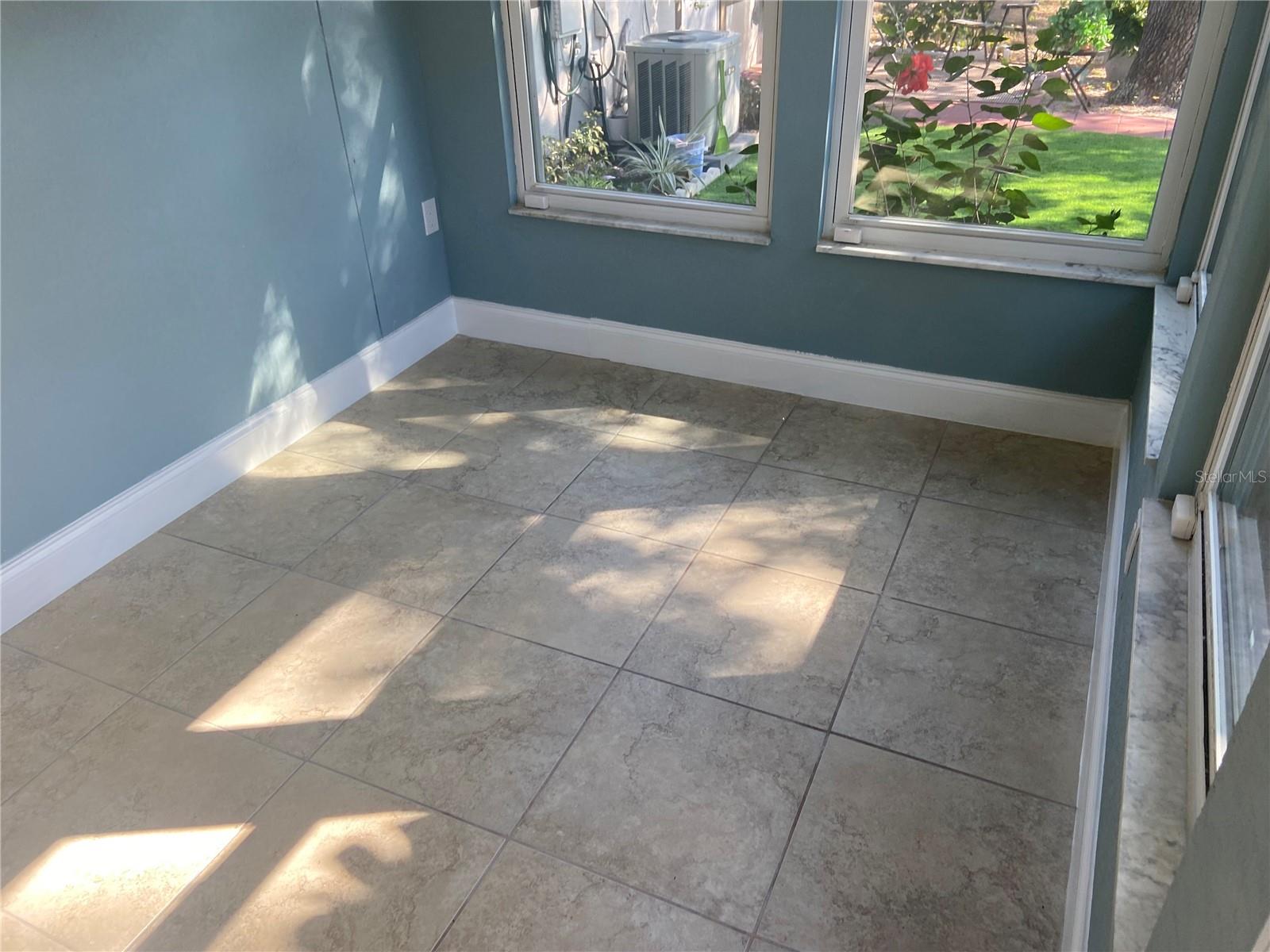 VILLAS OF BEACON GROVES - Residential