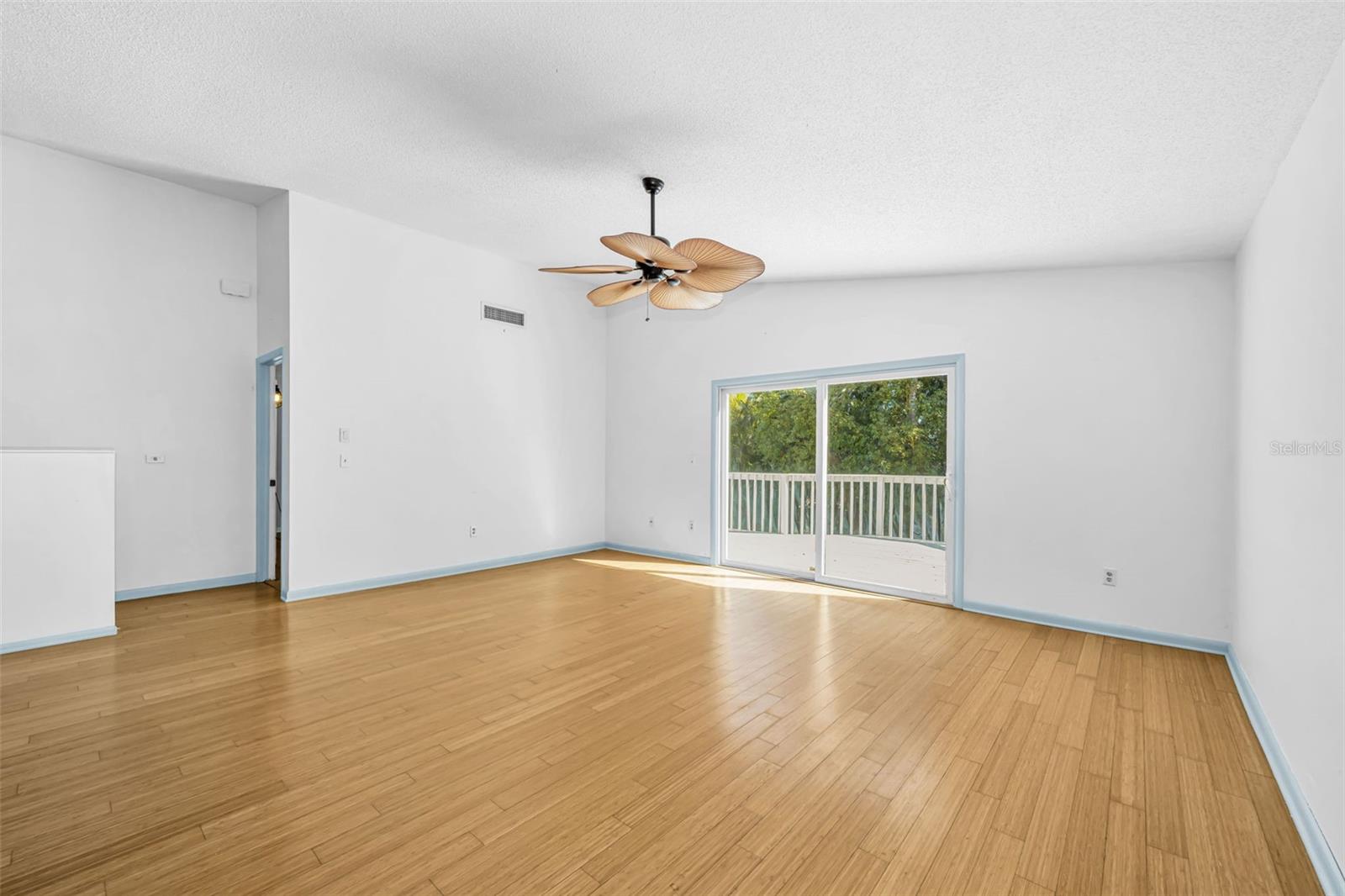 INDIAN BLUFF ISLAND - Residential