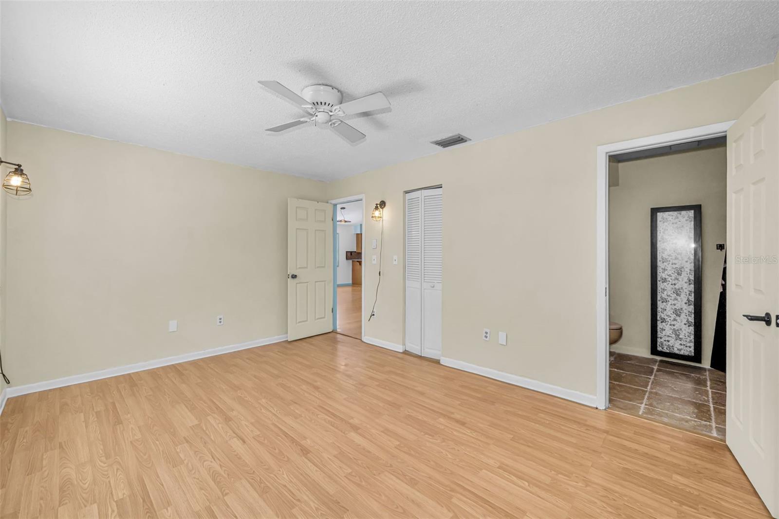 INDIAN BLUFF ISLAND - Residential