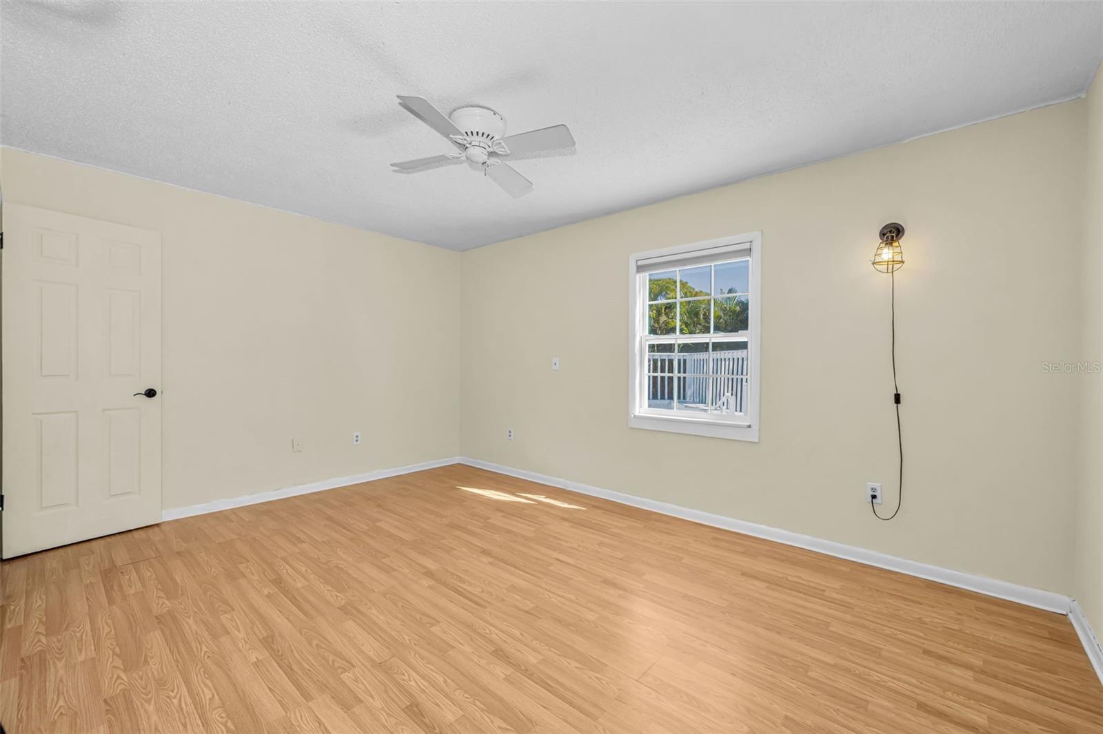 INDIAN BLUFF ISLAND - Residential