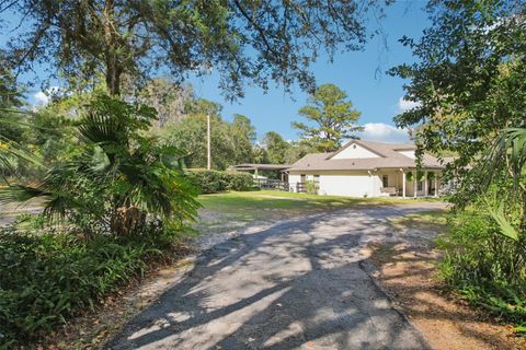Tiny photo for 22301 Coronado Somerset Drive, Sorrento, FL 32776 (MLS # G5105316)